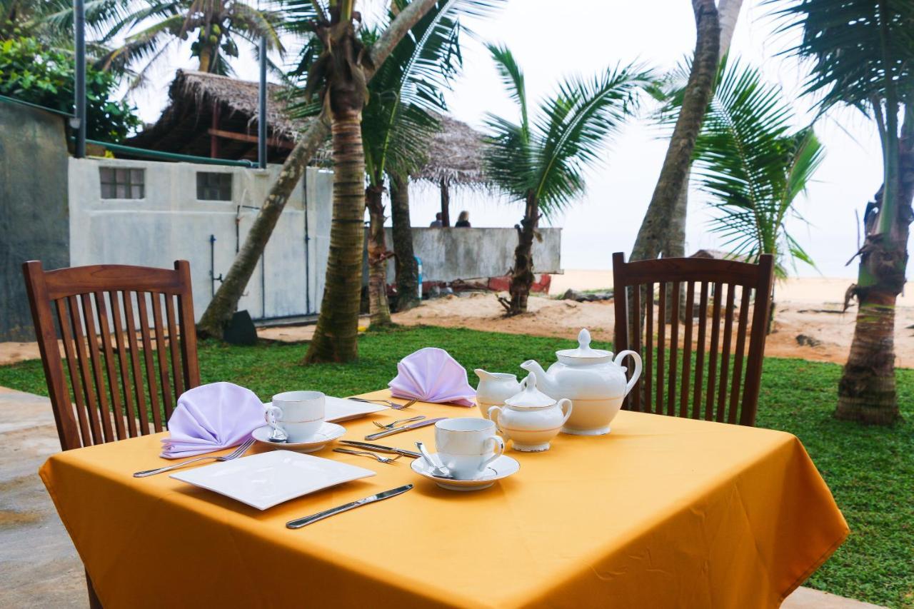 Hotel Ocean Edge Hikka Hikkaduwa Zewnętrze zdjęcie
